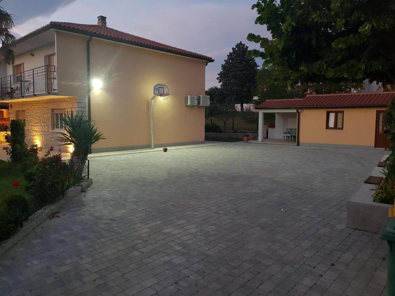 Villa Ivana Лабин Экстерьер фото